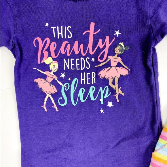 Carter's Pajama Set 2T - Picture 2 of 2